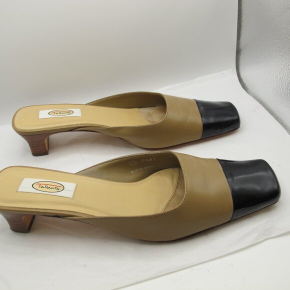 Talbot’s Bunny tan leather slide with black patent leather toe 8.5N - Picture 3 of 6